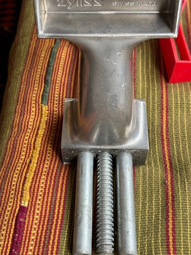 Vintage Zyliss Swiss 4 in 1 Schraubstock tragbare Klemme OVP und Hefte - Bild 11 von 20