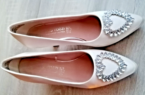 Marco Tozzi * Leder Pumps * Weiß * Gr.39 * Kreation by  Guido Maria Kretschmer - Bild 1 von 7