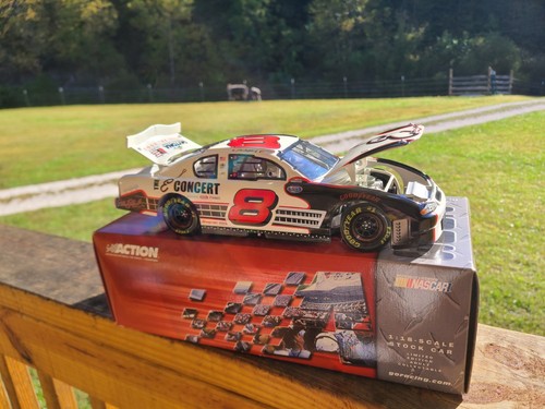1:18 Dale Earnhardt Jr RCCA Action ARC #8 Tribute Concert 2003 Chevrolet 1/18~ - Picture 1 of 12