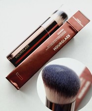 HOURGLASS Foundation Makeup Brush Vanish Seamless Finish Sealed Boxed -FAST POST