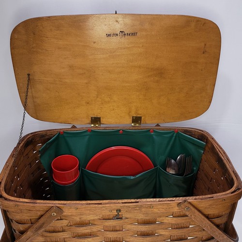 Vtg Shelton Woven Picnic Basket Set Wood Hinge Lid Red Dishes Tailgate Party - Picture 8 of 14