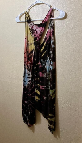 Rising International Women's Tie Dye Sharkbite Hem Flowy Hippie Tank Top Medium - Picture 2 of 5