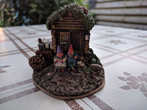 Rien Poortvliet Classic Villages David the Gnome Statue Gnome Sweet Home  - Afbeelding 1 van 3