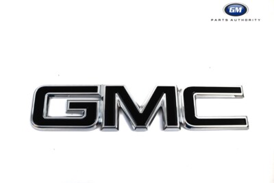 2015-2018 GMC Sierra Black Rear GMC Emblem Black / Chrome
