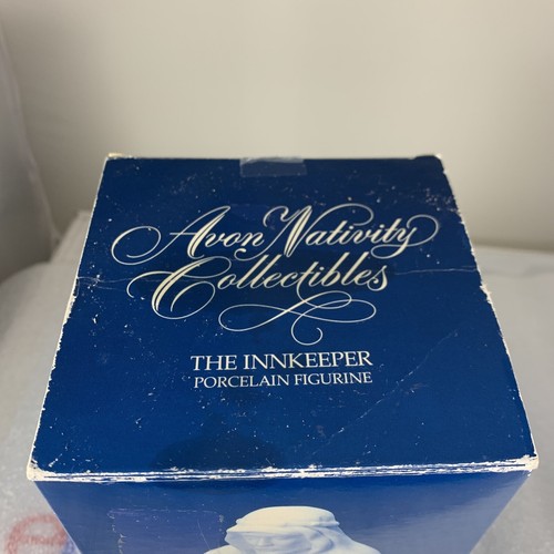 Avon Nativity Collectibles THE INNKEEPER White Porcelain Figurine INN KEEPER - Picture 2 of 6