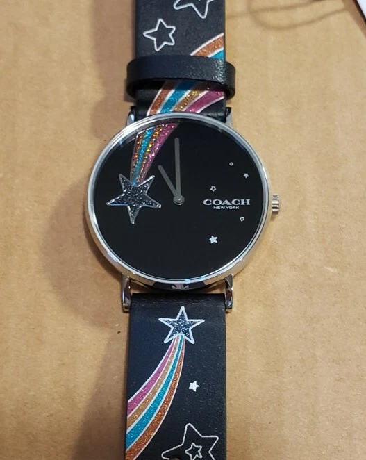 Coach watch outlet white leather band