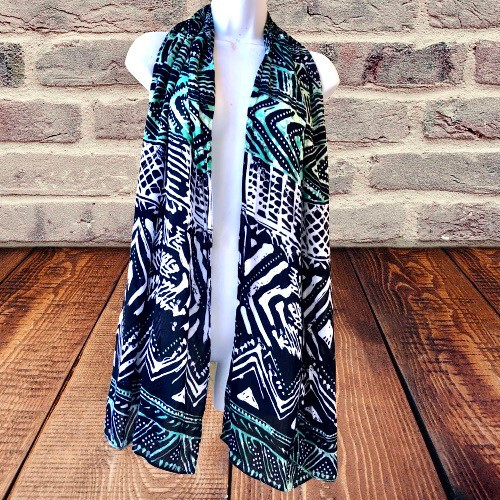 Chico's Tribal Aztec Rectangle Scarf Black + White + Green  - Picture 5 of 9