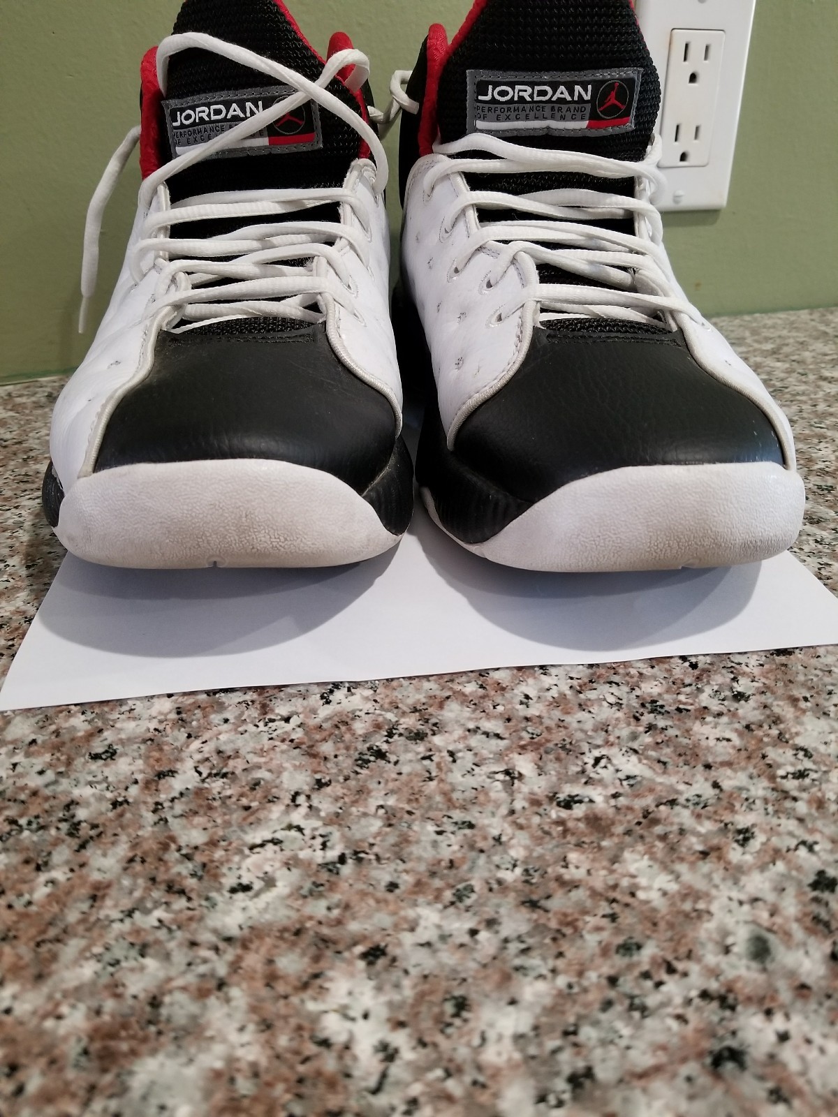 JORDAN JUMPMAN noir blanc / noir JUMPMAN -VARSITY rouge ( 819175 - 101 ) SIZE 9 23c14f JORDAN JUMPMAN noir blanc / noir JUMPMAN -VARSITY rouge ( 819175 - 101 ) SIZE 9 23c14f