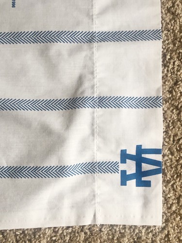Vintage LA Dodgers Twin Bedsheet Flatsheet, 1996, MLB Baseball Home Decor - Picture 6 of 11