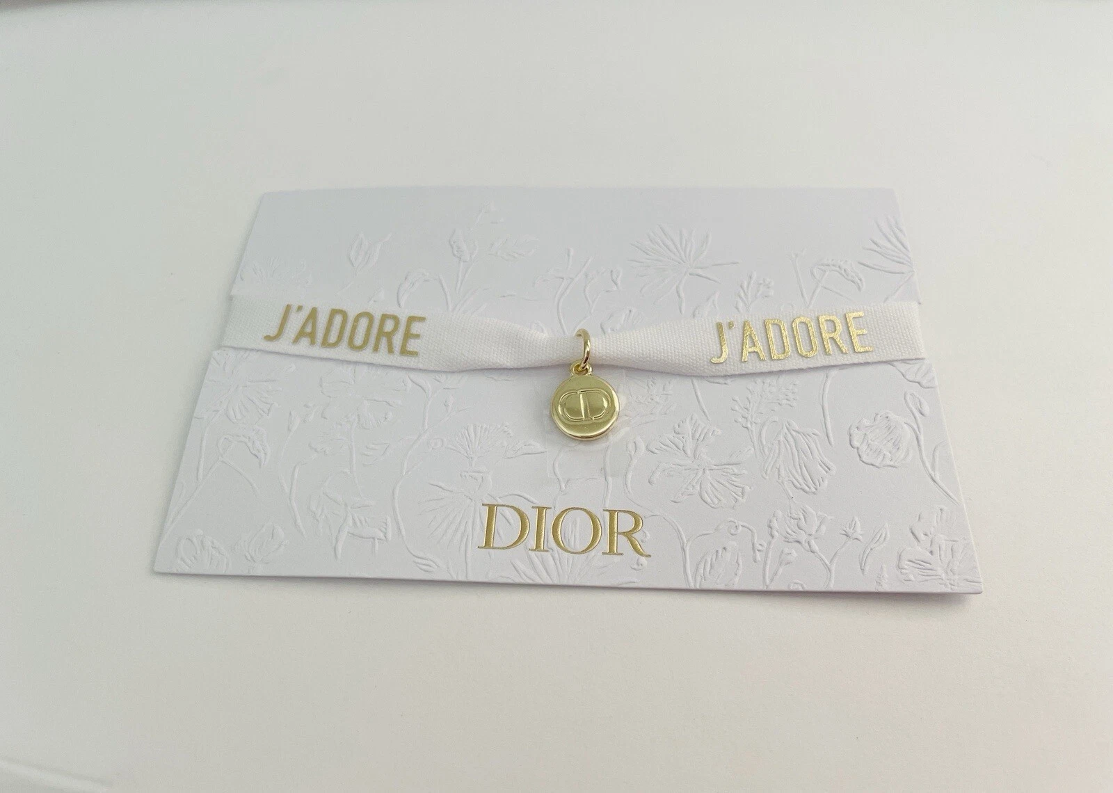Bracelet charme Dior J'adore sac pendentif Dior beauté charme ruban nouveauté