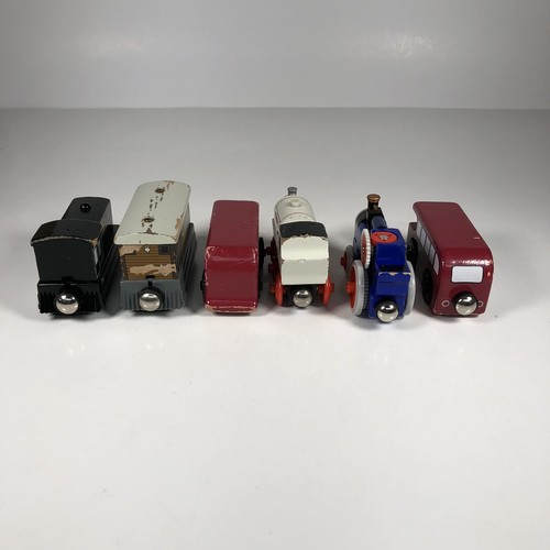 Tren de madera Thomas & Friends Fergus, Mavis, Toby, Stanley, Bertie - Imagen 3 de 7