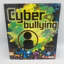 Tech Safety Smarts Cyberbullying by Heather E. Schwartz (English) Paperback Book