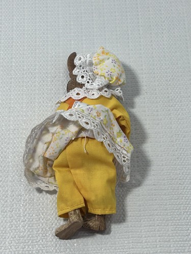 Vintage Porcelain Bisque Bunny Rabbit Doll Easter Spring Figurine 1990s - Picture 11 of 13