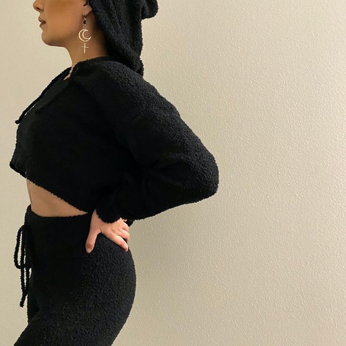 WOMAN'S SOLID BLACK FLUFFY LOUNGE SET HOODIE TOP HIGH WAIST PANTS SET COZY SET - Picture 2 of 3
