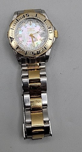 Invicta Ladies Pro Diver Quartz Watch 6895 6" Two Tone Band 30mm Case MOP Dial - Picture 20 of 23