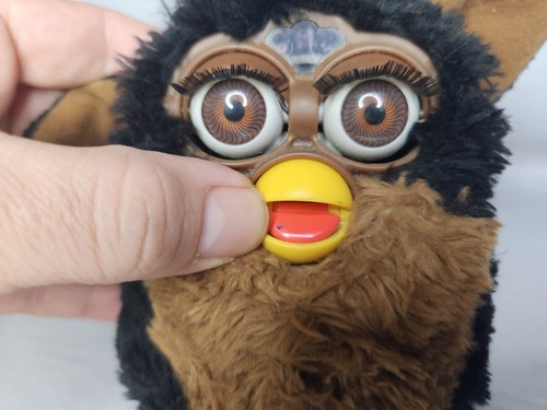 Vintage Gorilla Furby Rare Original 1998 Brown/Black Tested Working EUC - Afbeelding 5 van 6