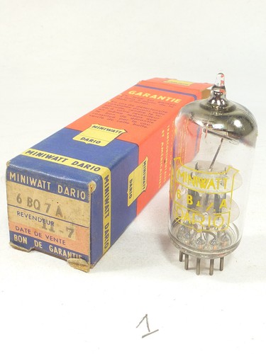 one vintage radio Miniwatt Dario 6BQ7A TSF tube NOS & NIB