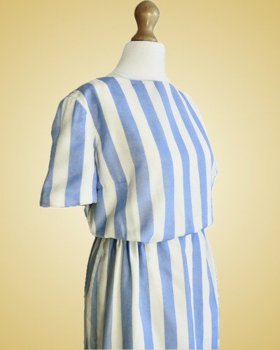 1960s blue and white striped blouson dress from Sambo, bateau neck, size 8-10 - Picture 2 of 9