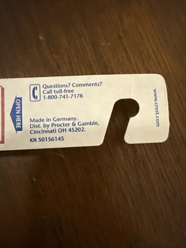CEPILLO DE DIENTES COMPLETO CREST de colección suave compacto #7 nuevo stock antiguo blanco/azul nuevo en stock - Imagen 7 de 9