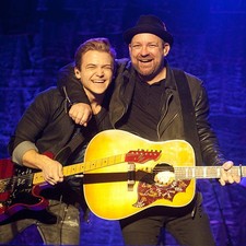 Hunter Hayes Kristian Bush perform outside Bridgestone Arena on No- Old Photo 7