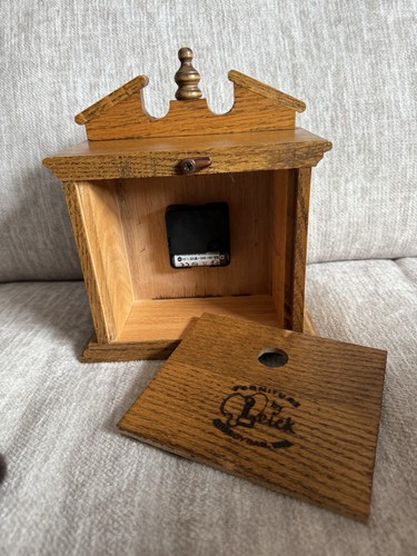 Vintage Leick Mantel Clock Solid Oak Wood Roman Numerals Battery Quartz USA Made - Picture 5 of 6