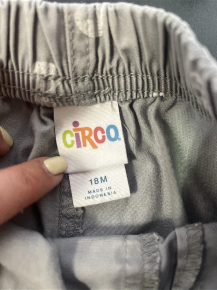 Circo Baby Boys Light Gray Skull Shorts size 18m - Image 3 of 3