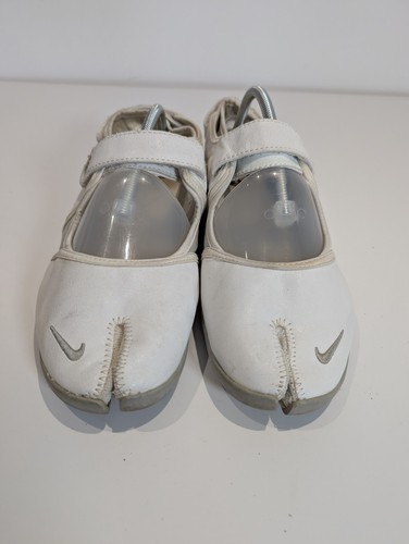 Nike Air Rift Trainers Split Toe Vintage 2004 Size UK 10 White - Picture 8 of 13