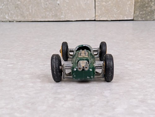 Vintage Matchbox Lesney No. 19 Lotus F1 Racing Car in Green - Picture 5 of 7