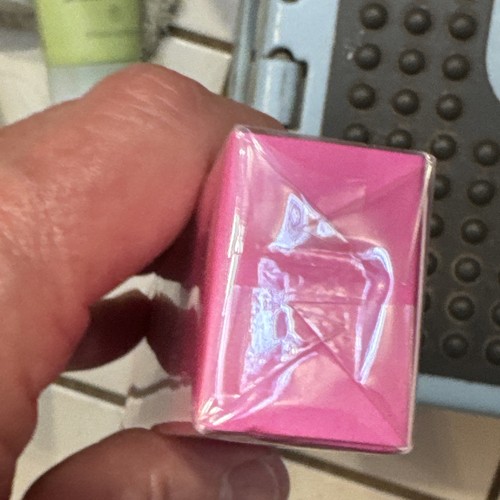 New In Box Clinique My Happy Peony Picnic Eau De Parfum - 15ml  Sealed - Picture 2 of 3