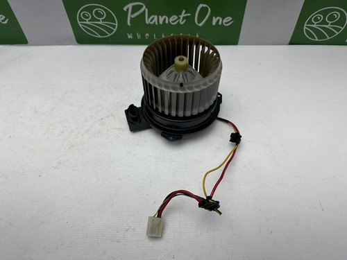 2017-2019 MITSUBISHI Mirage Hatchback Blower Fan Motor OEM - Picture 1 of 11