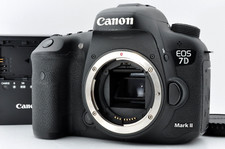  Near MINT sc:22672 11  Canon EOS 7D Mark II 20.2MP DSLR from Japan 1977