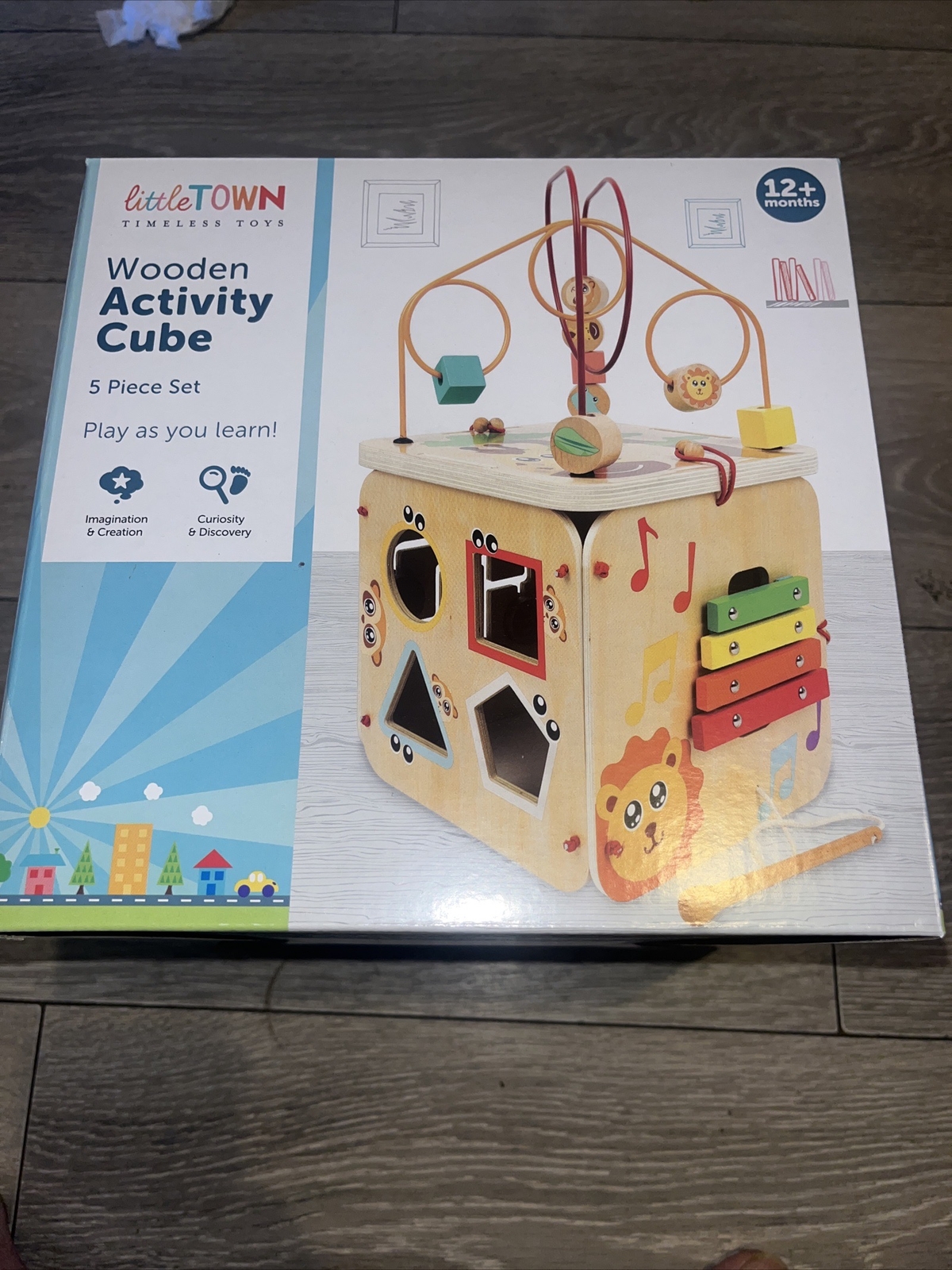 Juego de 5 piezas de cubo de actividad de madera Aldi Little Town