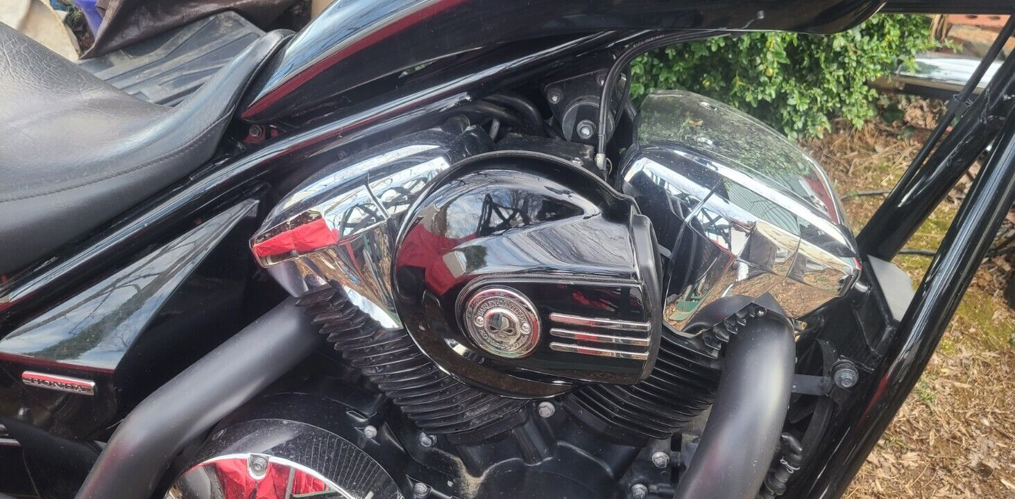 Picture 2 of 8