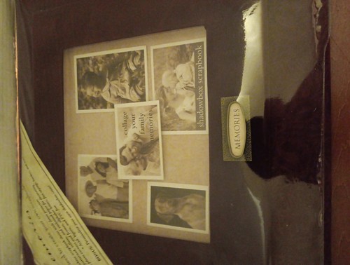 New Seasons 12" x 12" Burgundy Embossed Scrapbook New - Picture 3 of 23