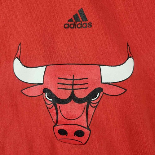 Chicago Bulls Sweater Kids 10/12 Medium Red Hoodie Hooded Graphic Adidas NBA - Picture 4 of 12