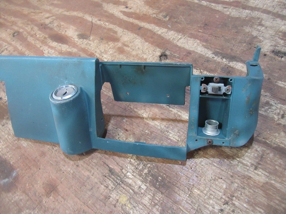 Mercury Monterey 1965 interior panel inferior interruptor moldura pieza cubierta Foto 3 de 4