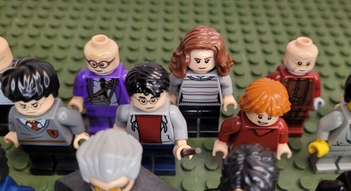 LEGO Harry Potter Minifigures w/ Weapons & Accessories + Parts Malfoy Luna Dobby - Picture 13 of 14