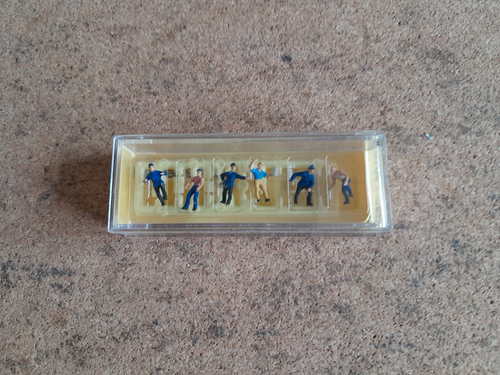 PREISER MINIATURFIGUREN N 1:187 SCALE MADE IN FEDERAL REPUBLIC OF GERMANY