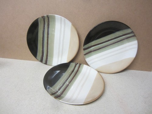 LOT OF 3 HOME TRENDS 10 3/4" Dinner Plate Jazz Pattern