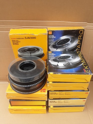 KODAK Carousel S-AV2000 Slide Projector 35mm Slides + LOTS OF TRAYS & REMOTES - Picture 16 of 24