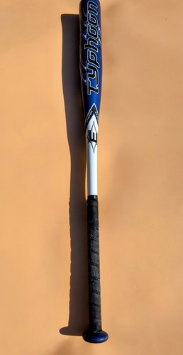 Easton Baseball Bat 31" Typhoon LK70T 20 oz 2 1/4 IN Alloy 7046 -11 Youth - Picture 2 of 13