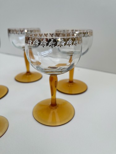 5 MISMATCHED VINTAGE AMBER STEM GILDED VINE COCKTAIL SHERRY COCKTAIL GLASSES - Picture 3 of 8