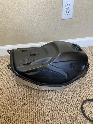 YAMAHA WR250X OEM FUEL TANK GAS WR 250R 250 X WR250R 250R R - Picture 4 of 11