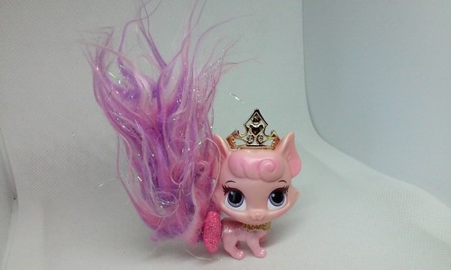 Disney Princess Palace Pets Aurora's Kitty Beauty 2 1/4" Cat Kitten figure 2013 - Picture 2 of 8