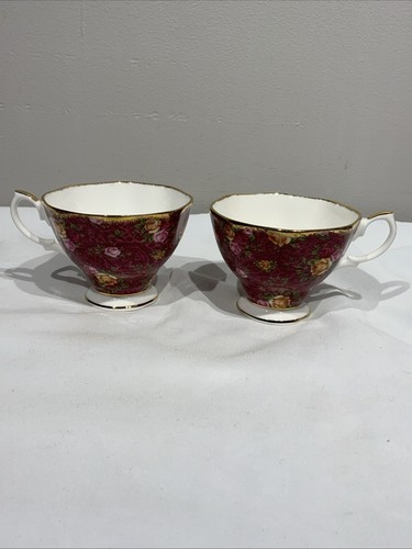 ROYAL ALBERT OLD COUNTRY ROSES RUBY LACE 8" SALAD PLATE AND 2 TEACUPS - Picture 9 of 14