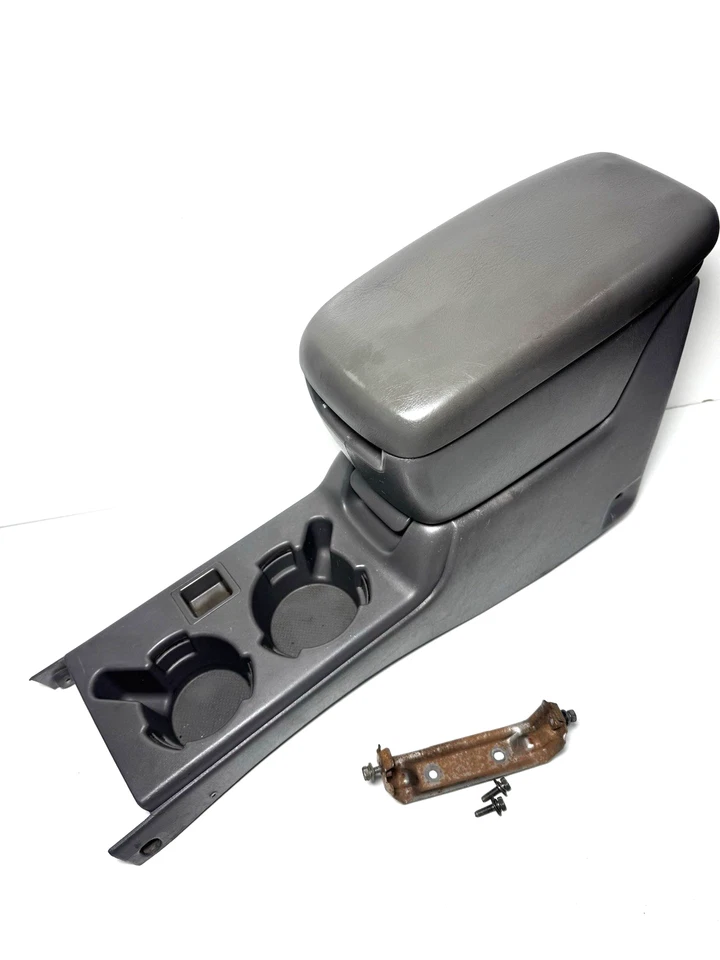 2001 - 2004 TOYOTA TACOMA FLOOR CENTER CONSOLE OEM ARM REST 58910-AD010 GRAY - Image 2 of 4