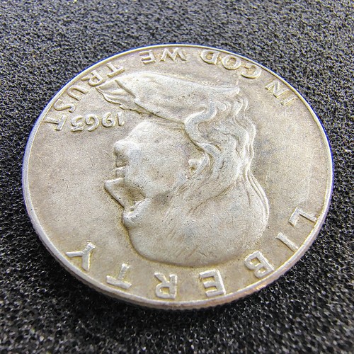 Lot of 2 - 1963-D Franklin Silver Half Dollars - 90% Silver - AU - Unc. Cond. - Picture 7 of 20