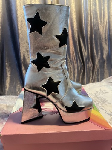 Lamoda Size 5 Silver “Seeking Stars” Platform Ankle Boots - Picture 2 of 18