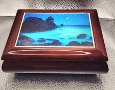 Memory Boxes MELODY Music Of The Night, California Coast William Hartshorn READ