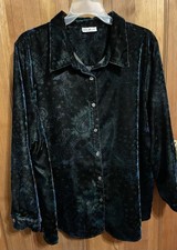 VTG Womens dark Blue/black velvet Paisley holiday, casual button blouse shirt